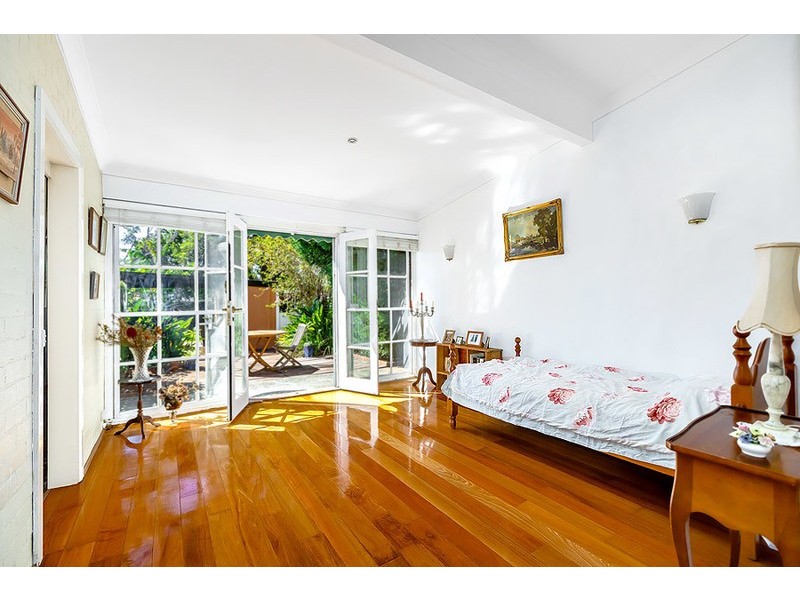 77 Seventh Avenue, Campsie NSW 2194