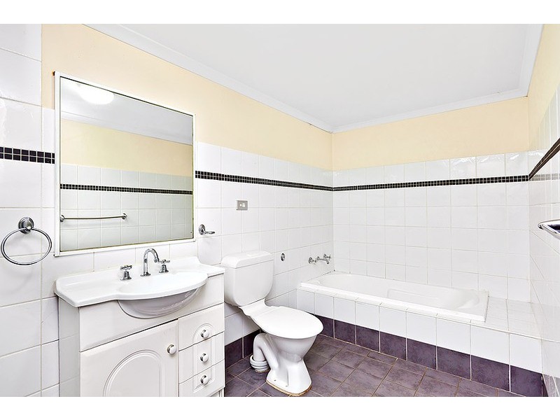 12/14-18 Fourth Avenue, Blacktown NSW 2148