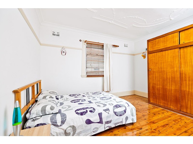 42 Eurobin Avenue, Manly NSW 2095