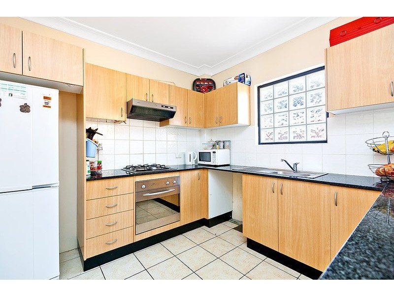 4/12 Charles Street, Liverpool NSW 2170