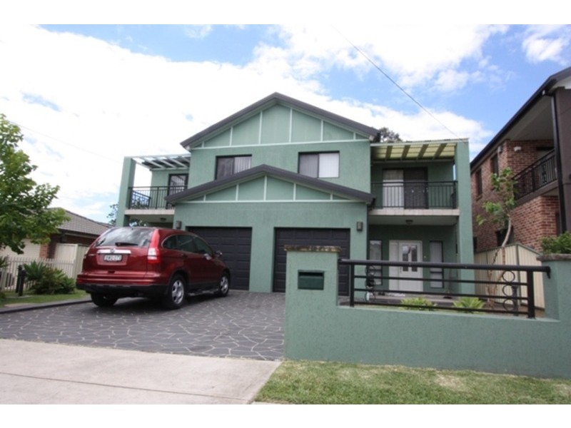 7 Pandora Street, Greenacre NSW 2190