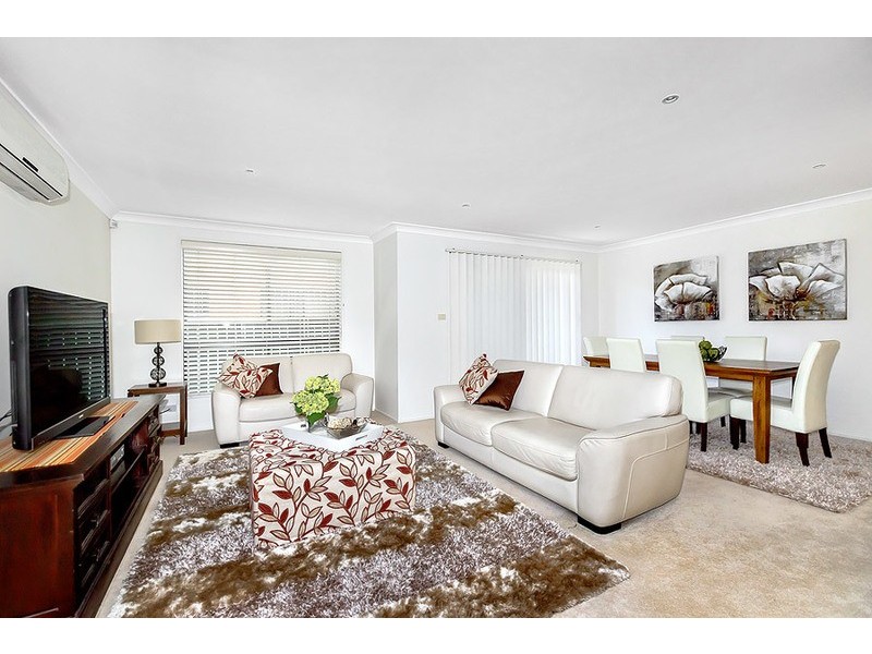 4 Robinson Street, Belfield NSW 2191