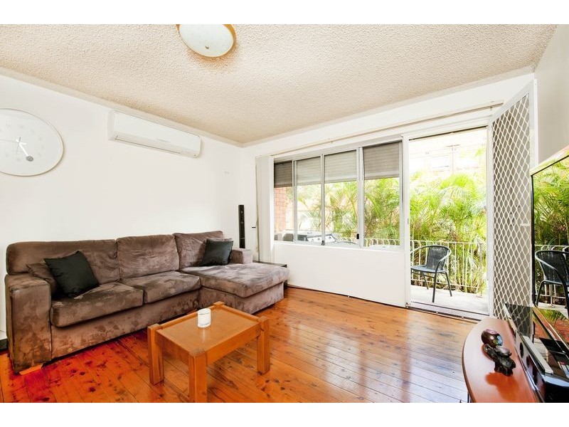 2/12 Mooney Street, Strathfield South NSW 2136