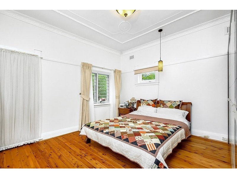 25 Shortland Avenue, Strathfield NSW 2135