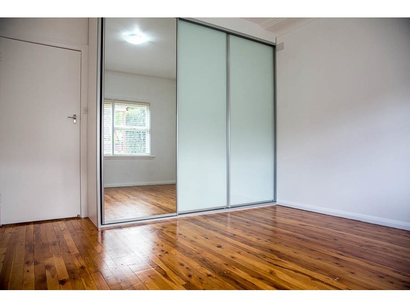 33 Pambula Cres, Woodpark NSW 2164