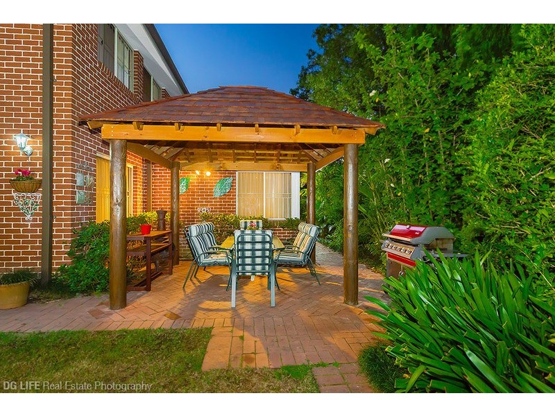 13 Barker Rd (entry from 3 Todman Pl), Strathfield NSW 2135