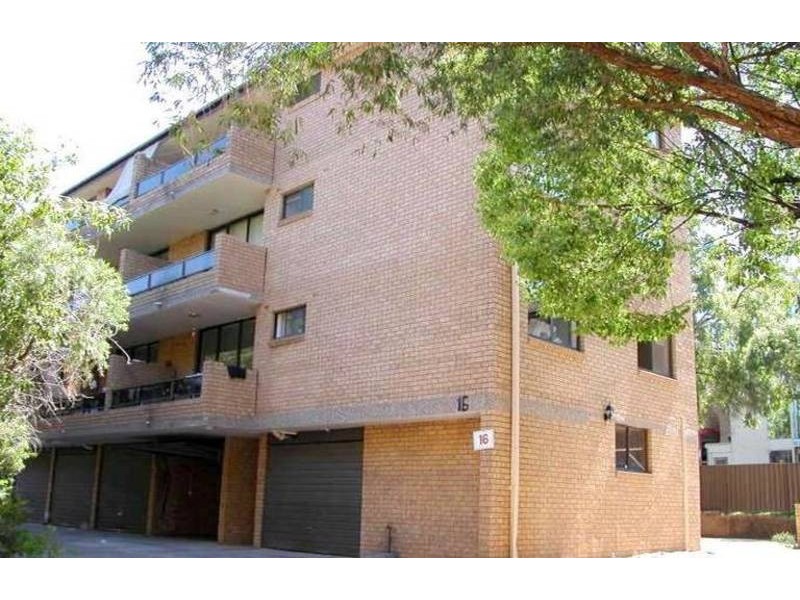 4/16 Central Avenue, Westmead NSW 2145