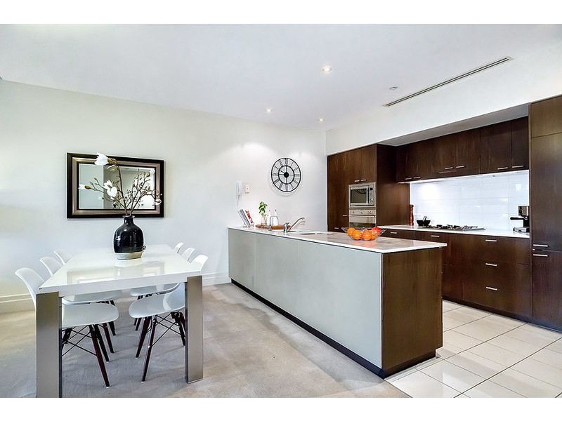 33/6 Admiralty Drive, Breakfast Point NSW 2137