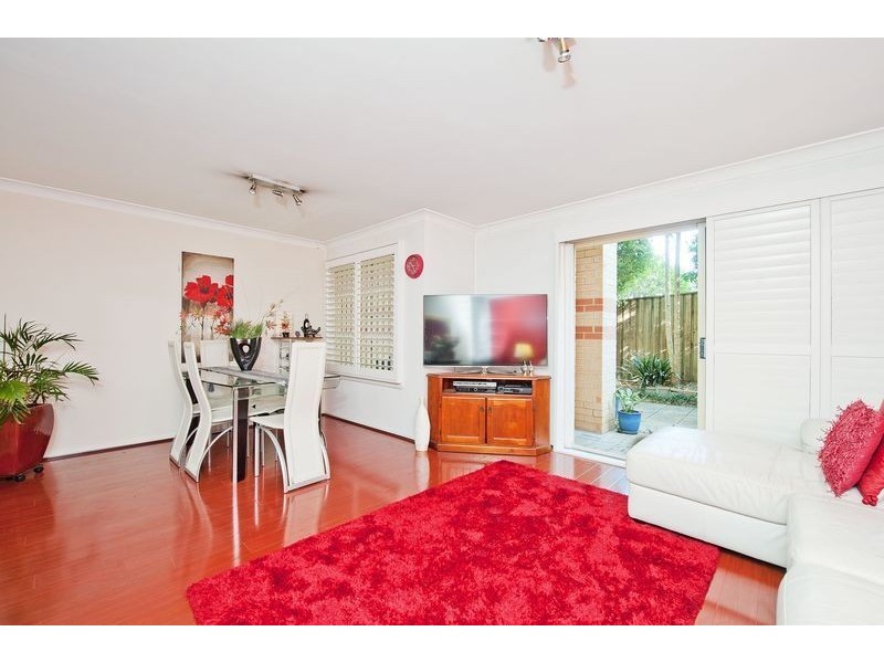 8/1 Bennett Avenue, Strathfield South NSW 2136