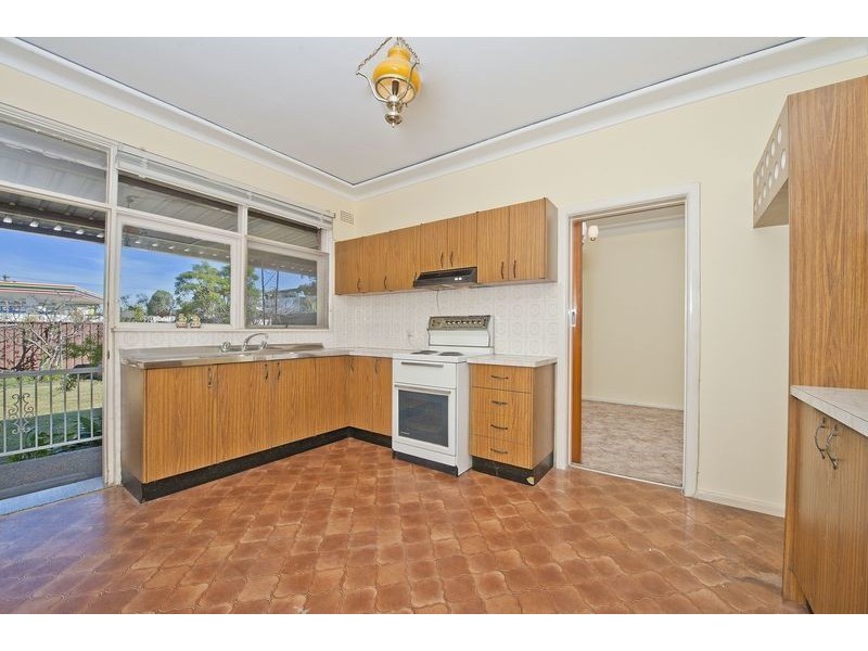 32 Cave Road, Strathfield NSW 2135