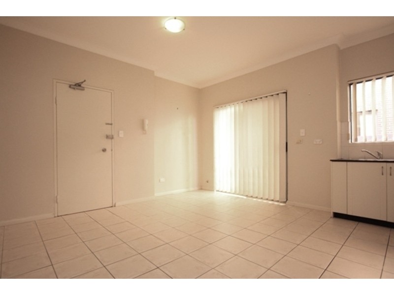 6/21 George Street, Burwood NSW 2134