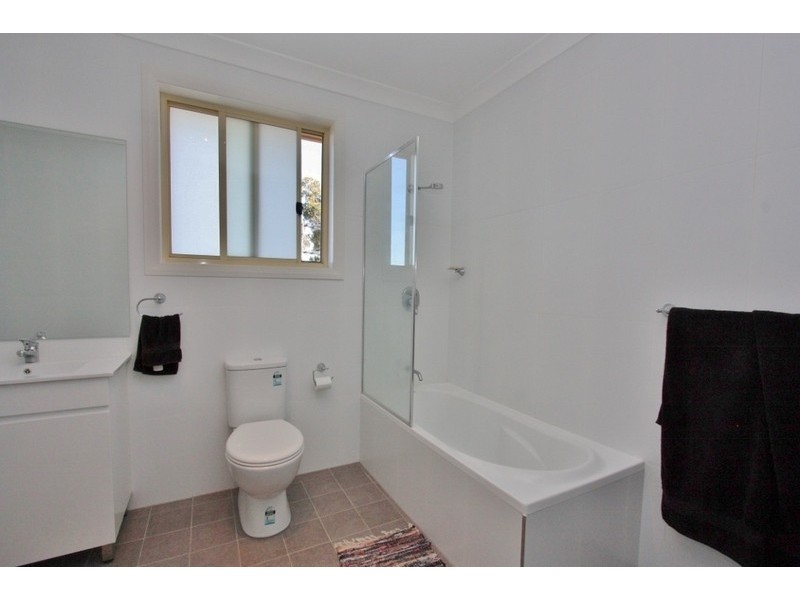 8 Hillier Street, Merrylands NSW 2160