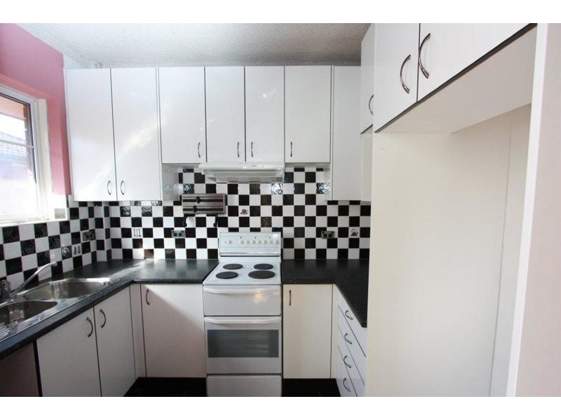 9/79 Queens Road, Hurstville NSW 2220