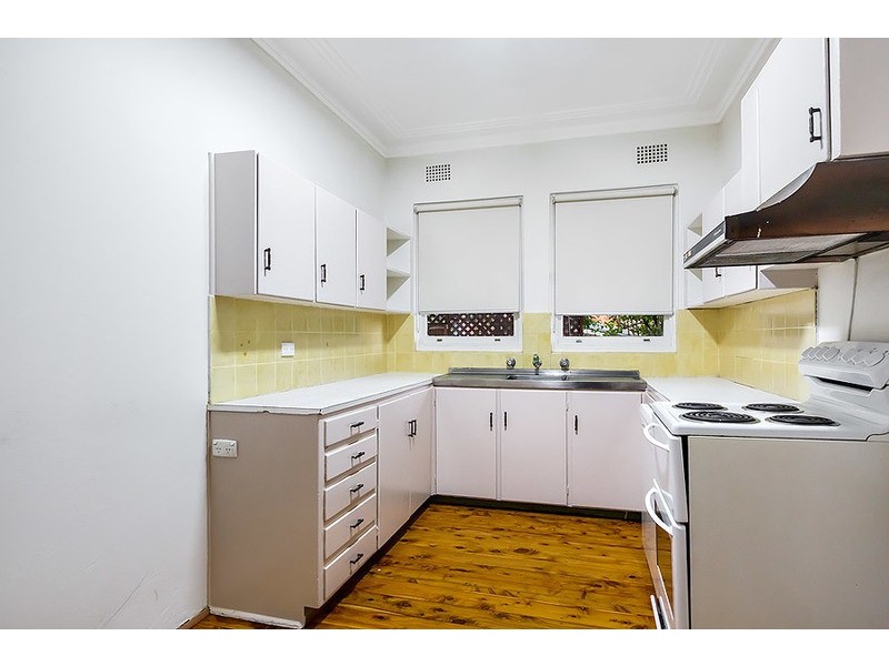 13 Edward Street, Kingsgrove NSW 2208