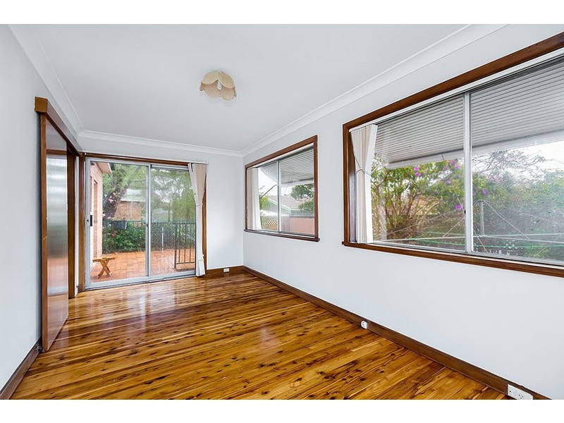 13 Edward Street, Kingsgrove NSW 2208