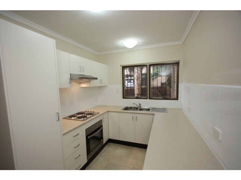 12/13 Llewellyn Street, Rhodes NSW 2138