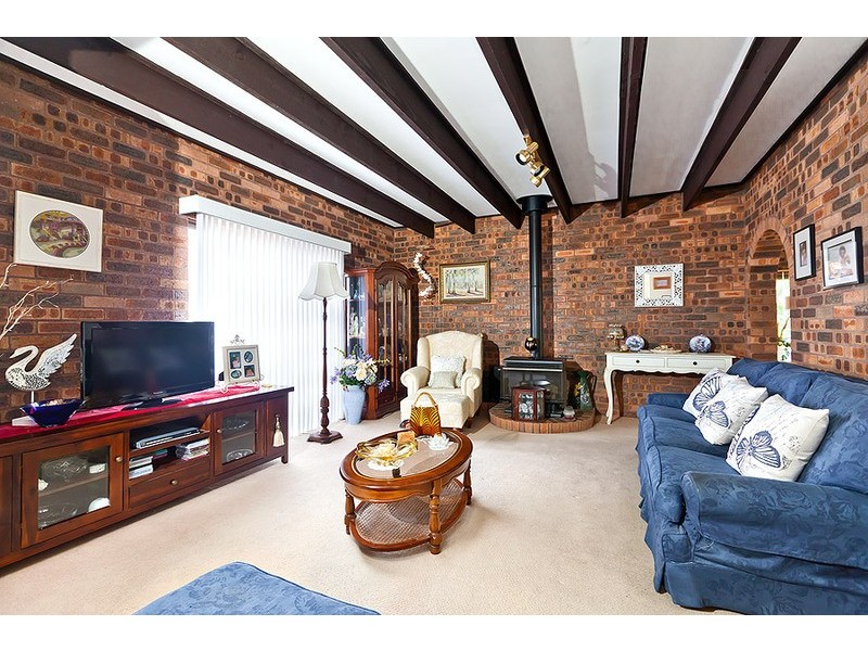 9 Blenheim St, Croydon Park NSW 2133