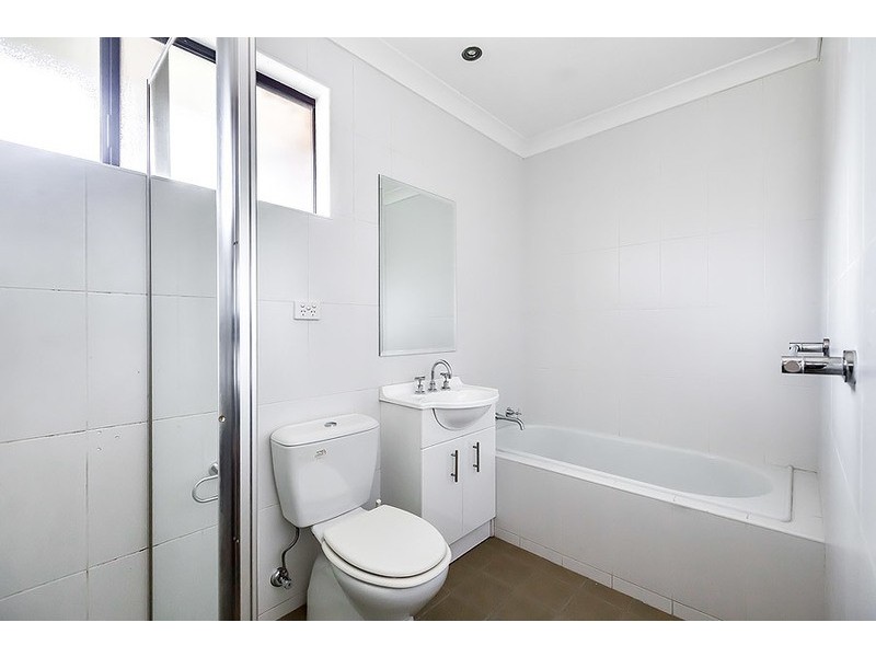 8/4 Llewellyn Street, Rhodes NSW 2138