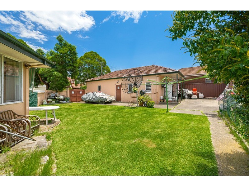 107 Newton Road, Strathfield NSW 2135