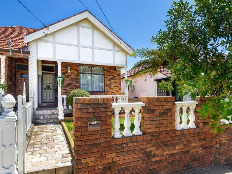241 Livingstone Road, Marrickville NSW 2204