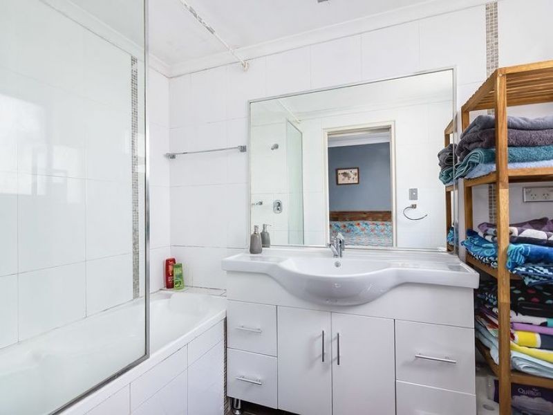 1/300 Canterbury Road, Canterbury NSW 2193