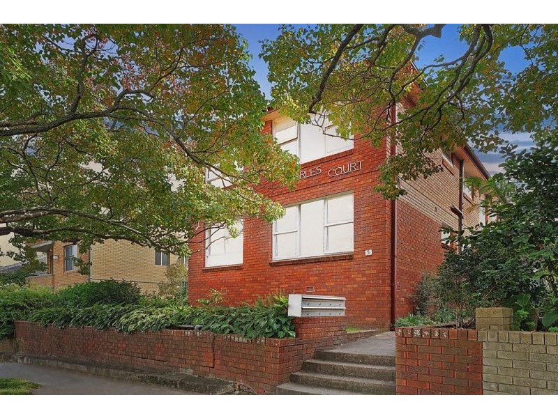 4/5 Bayley Street, Marrickville NSW 2204