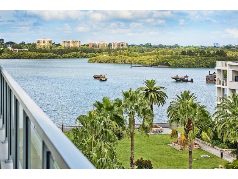 501/7 Stromboli Strait, Wentworth Point NSW 2127