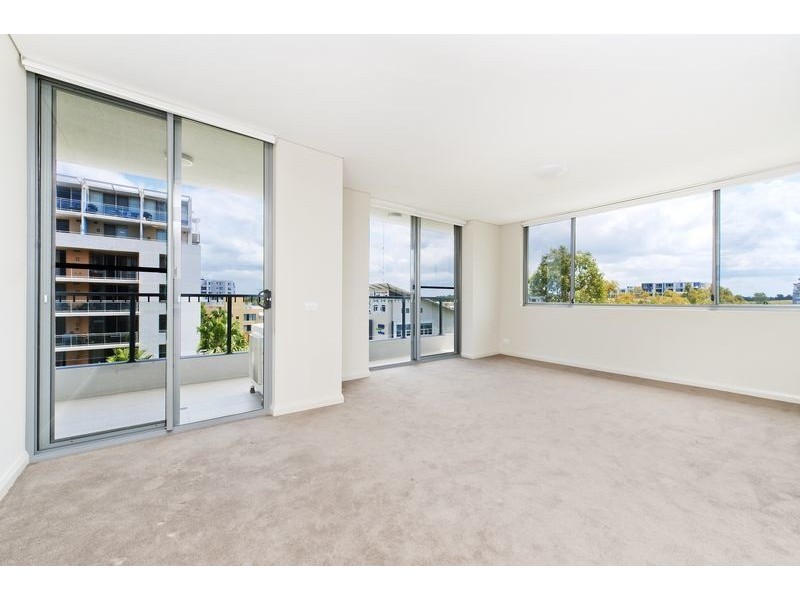 501/7 Stromboli Strait, Wentworth Point NSW 2127