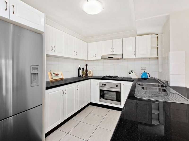 1/4 Burlington Road, Homebush NSW 2140