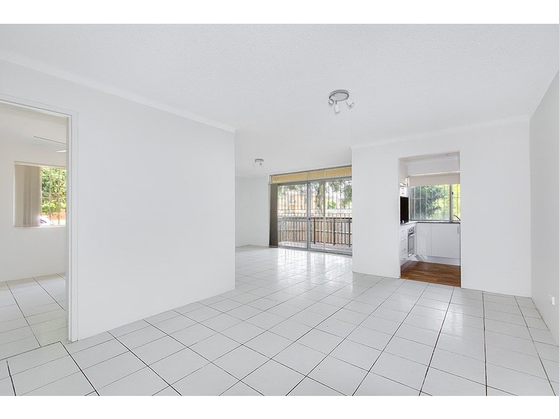 2/30-34 Birmingham Street, Merrylands NSW 2160