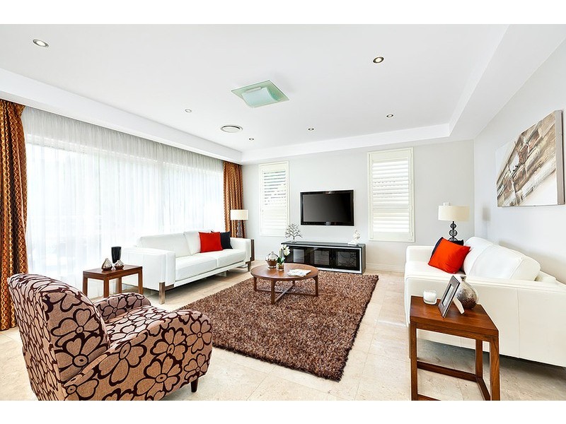 33 Shortland Avenue, Strathfield NSW 2135