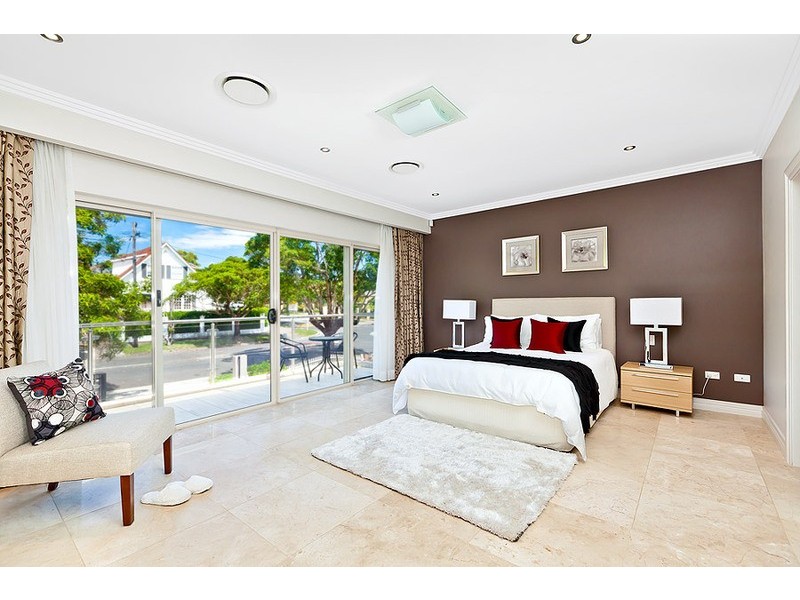 33 Shortland Avenue, Strathfield NSW 2135