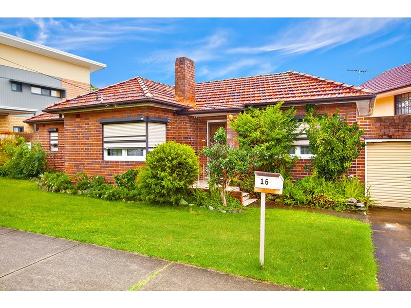 16 Curtin Avenue, Abbotsford NSW 2046