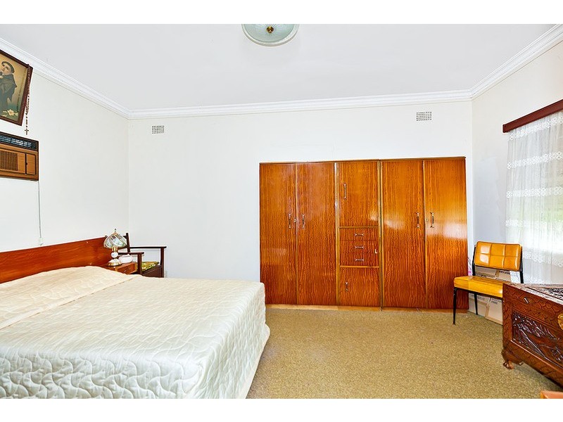 16 Curtin Avenue, Abbotsford NSW 2046