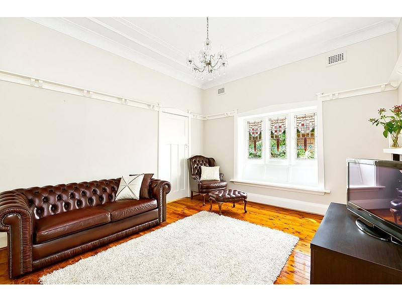 37 Weldon St, Burwood NSW 2134