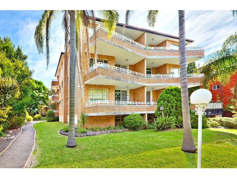 10/33 Albert Road, Strathfield NSW 2135