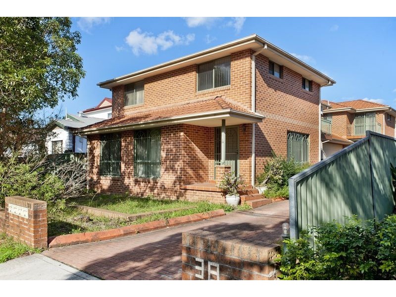 1/38 Wattle Street, Greenacre NSW 2190