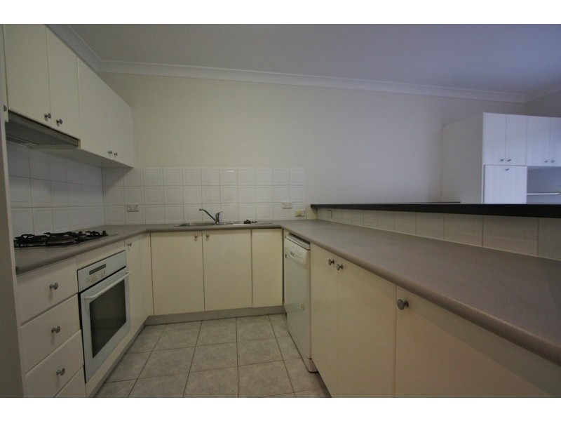 10 Hewin Close, Liberty Grove NSW 2138