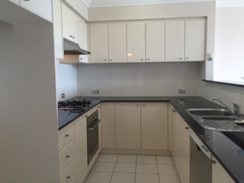 505/8 Wentworth Drive, Liberty Grove NSW 2138