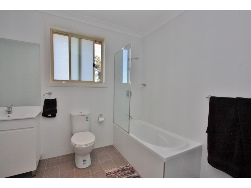 8 Hillier Street, Merrylands NSW 2160