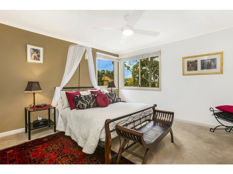 2 Konrads Avenue, Newington NSW 2127