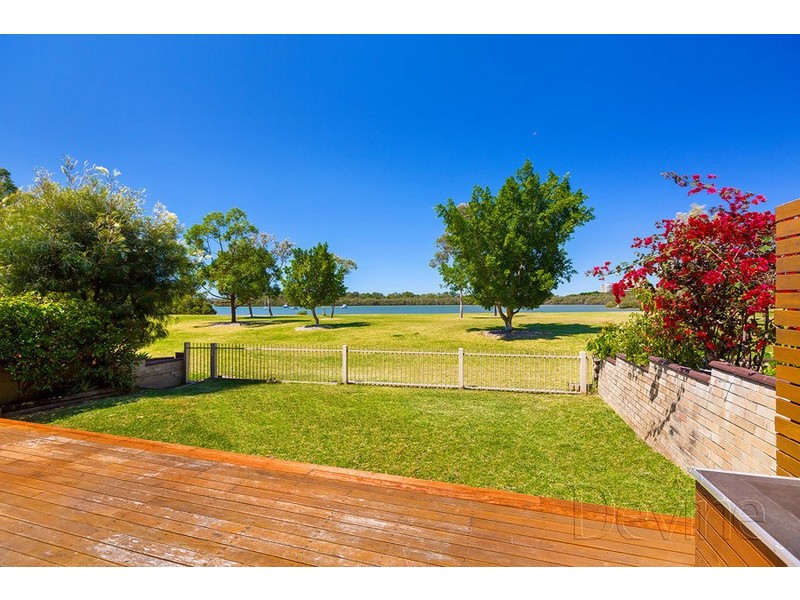 2/9 Llewellyn Street, Rhodes NSW 2138