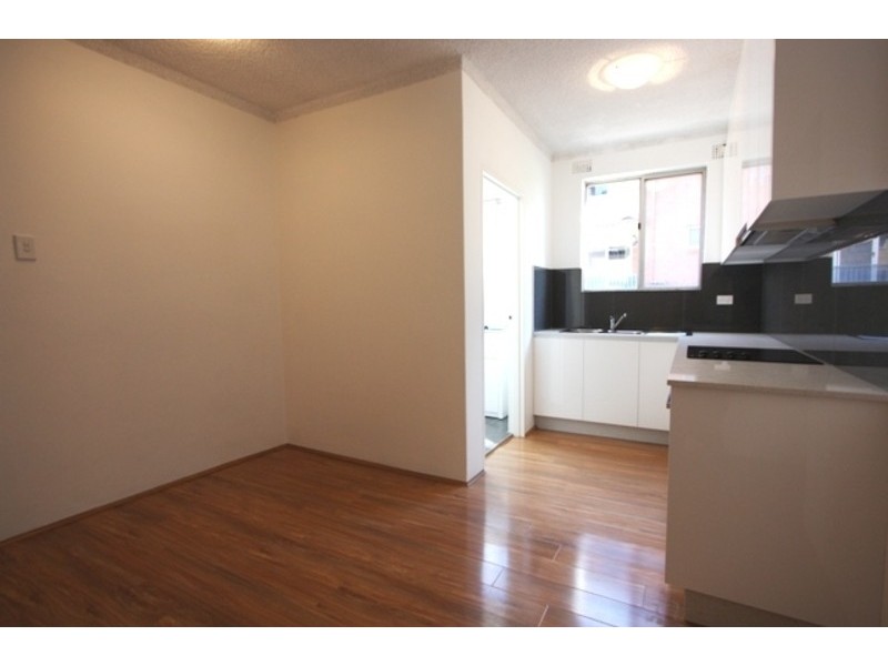 3/64  Sackville Street, Fairfield NSW 2165