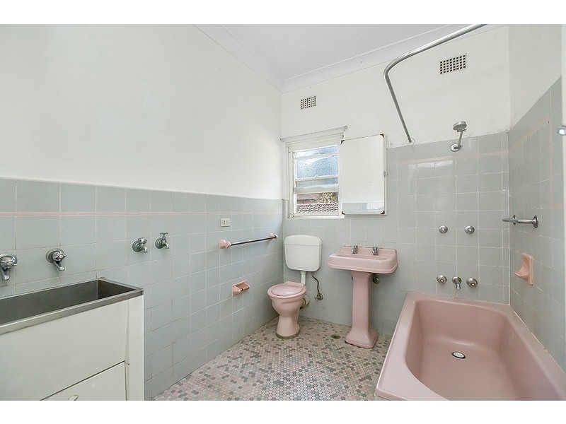 8/12 Russell Street, Strathfield NSW 2135