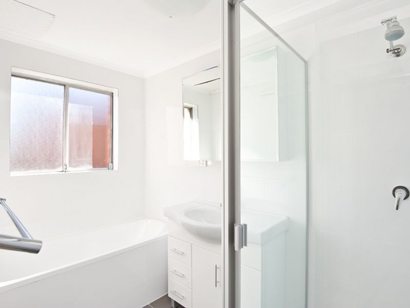 2/3-5 Riverside Crescent, Marrickville NSW 2204