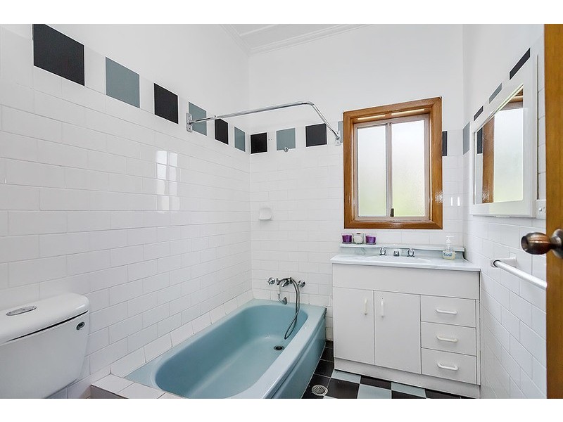 1/138 Greenacre Road, Greenacre NSW 2190