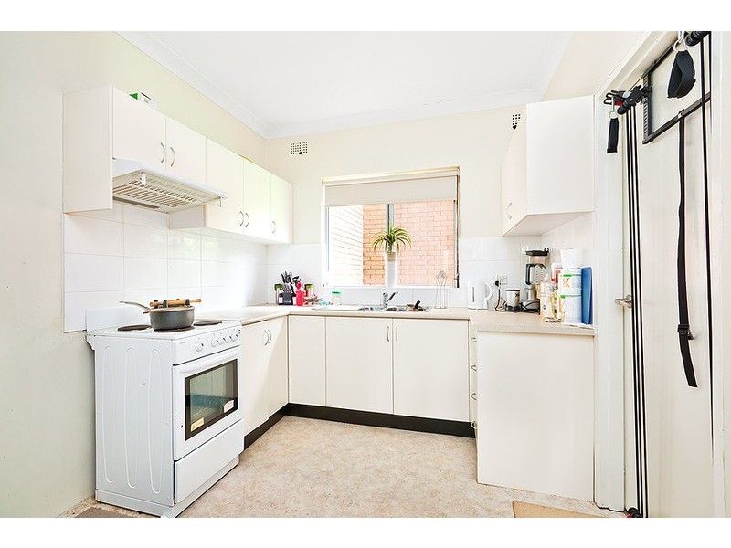 2/117 The Crescent, Homebush West NSW 2140