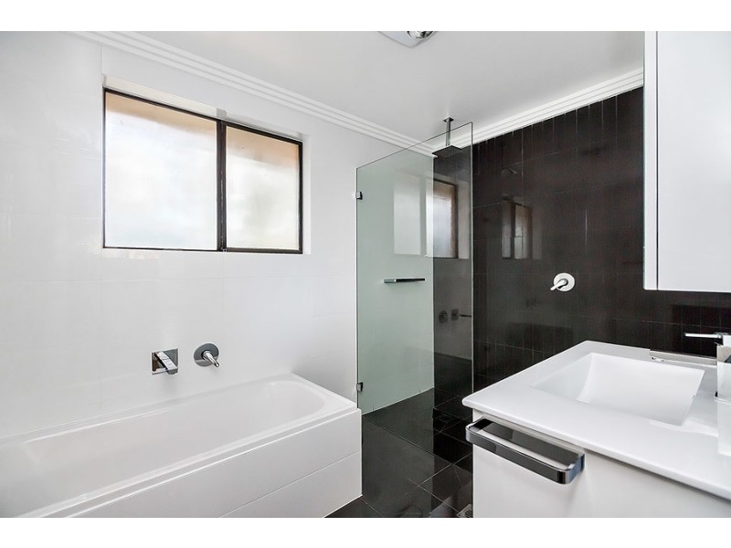 4/2 Eastbourne Road, Homebush West NSW 2140