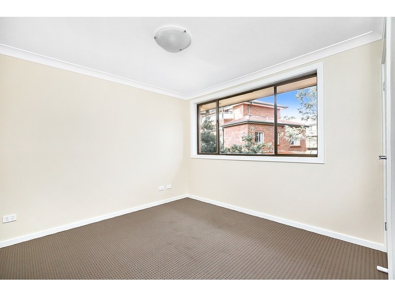 4/2 Eastbourne Road, Homebush West NSW 2140