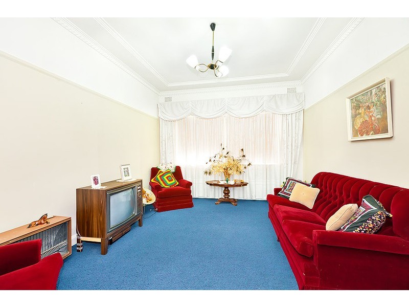 19 Strathlora Street, Strathfield NSW 2135